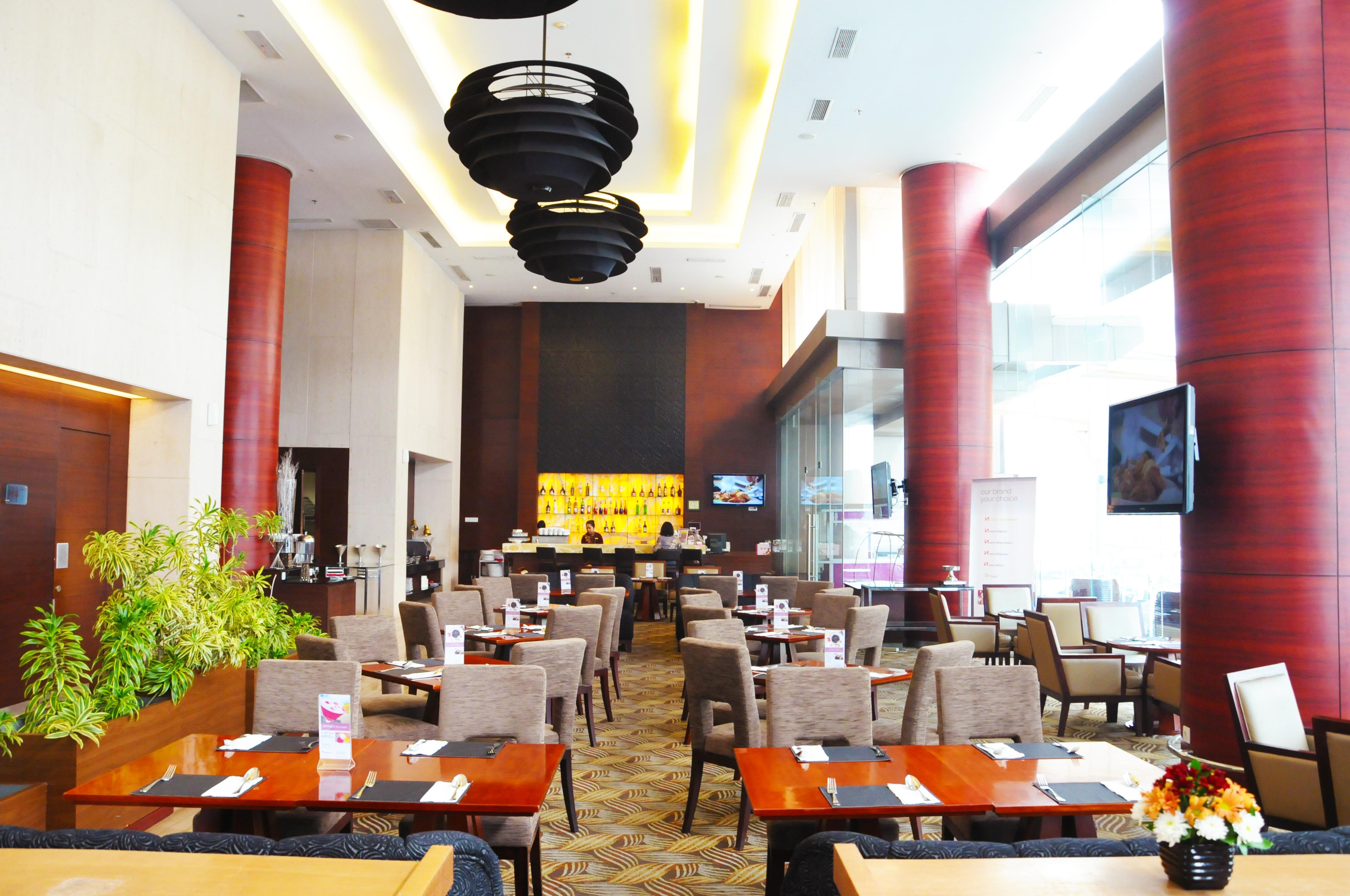 Swiss-Belinn SKA Pekanbaru Exterior foto